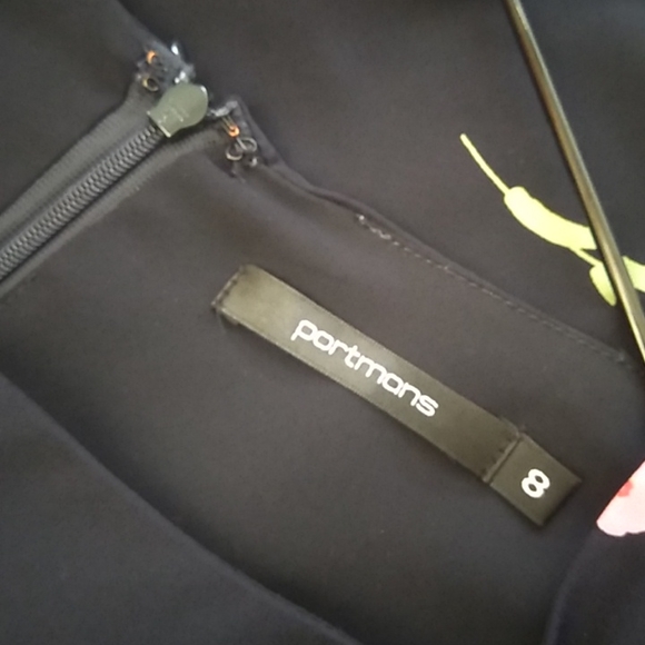 Portman's black flowery dress with ruffle size 8 - Picture 3 of 8